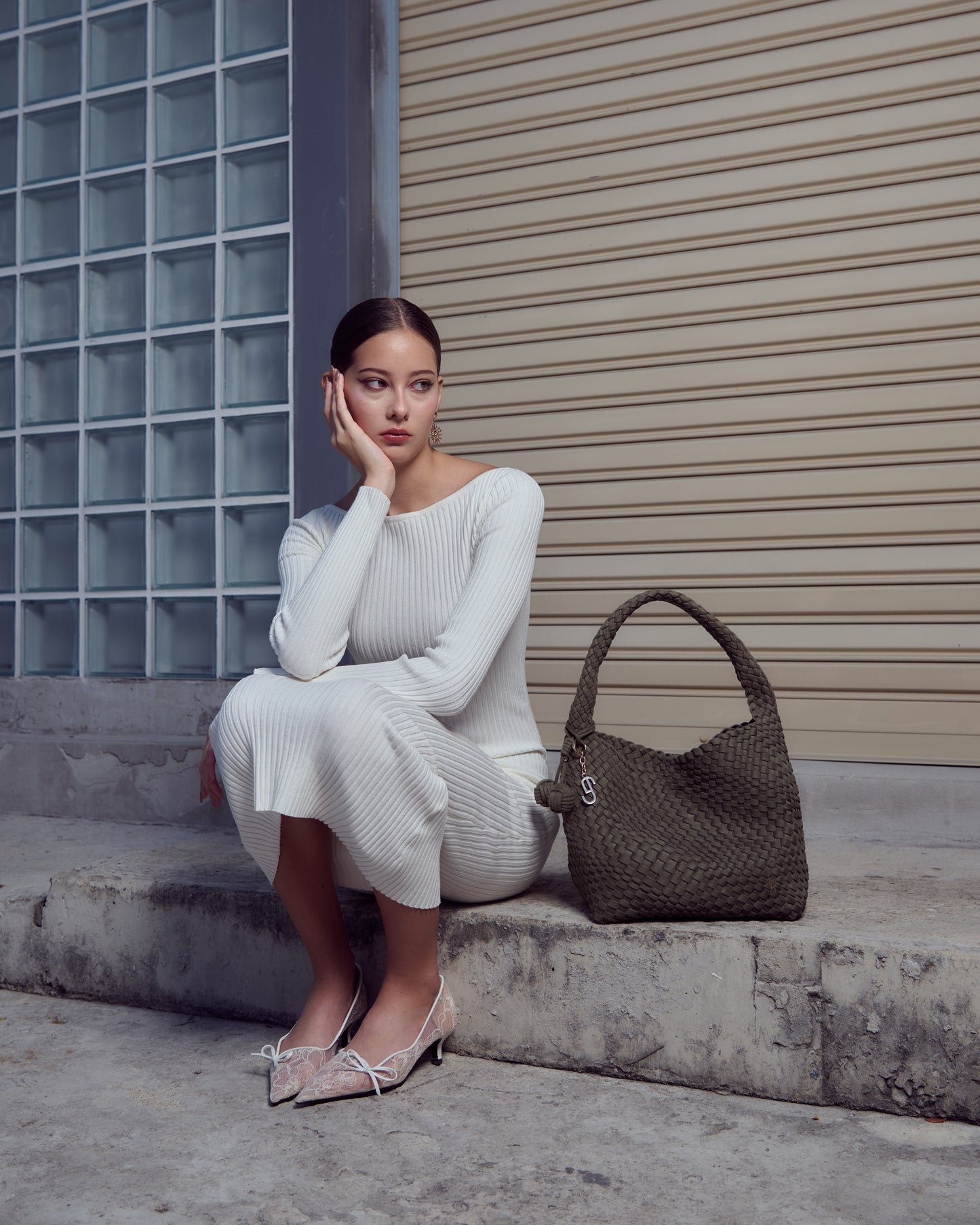 POPPY SUEDE SHOULDER BAG - GREEN