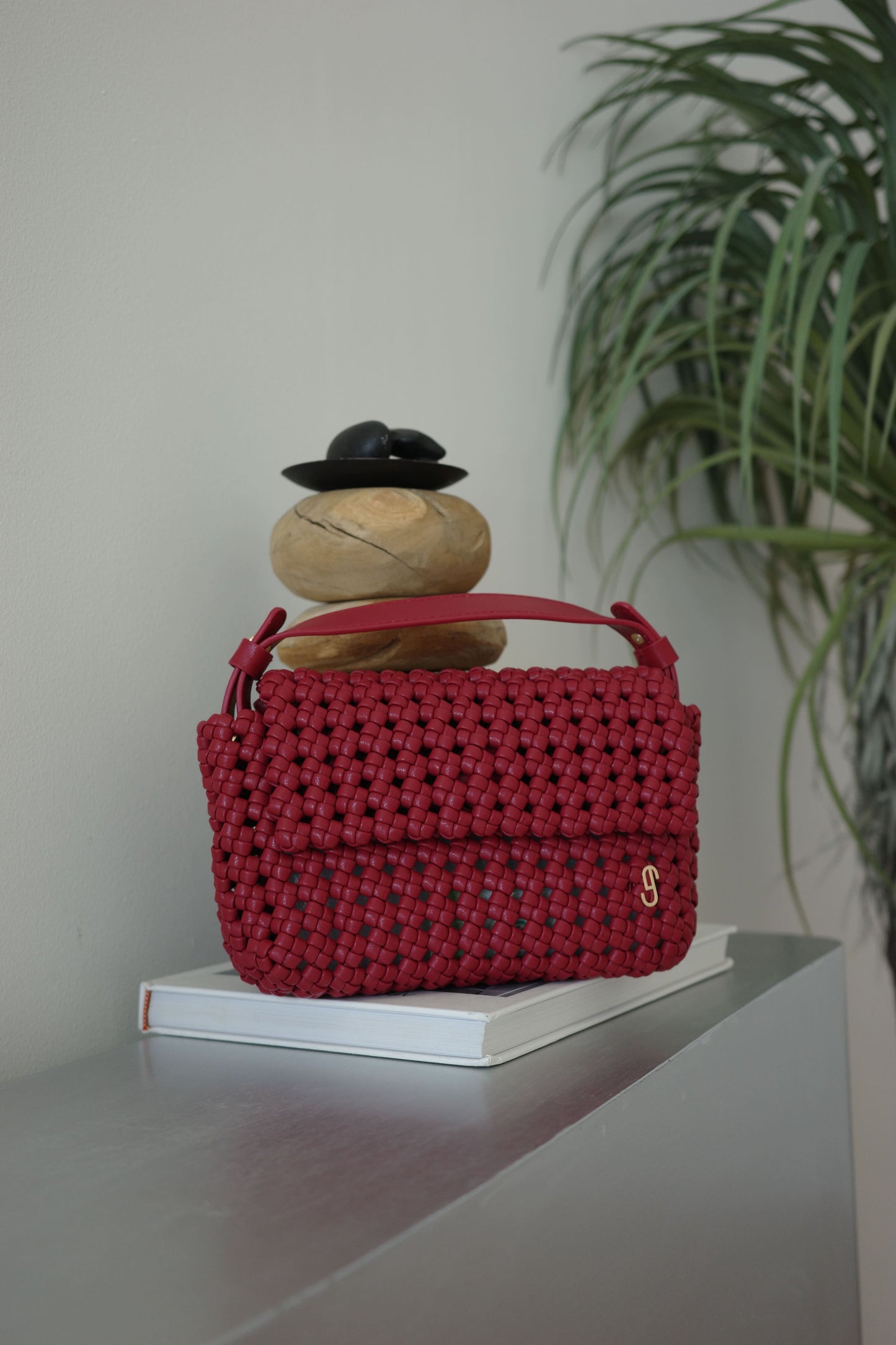 RUBY CROSSBODY BAG - BURGUNDY