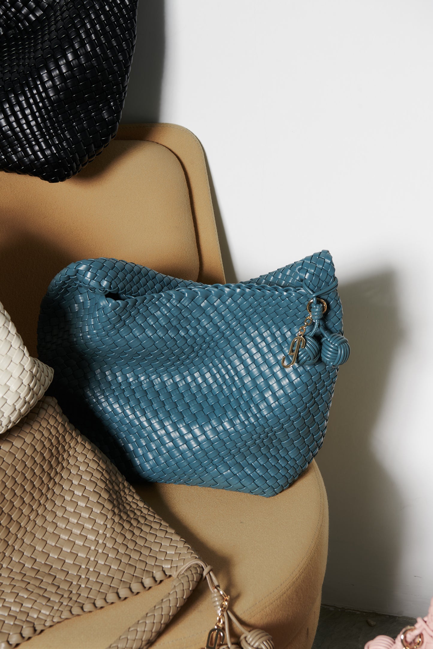 POPPY SHOULDER BAG - BLUE