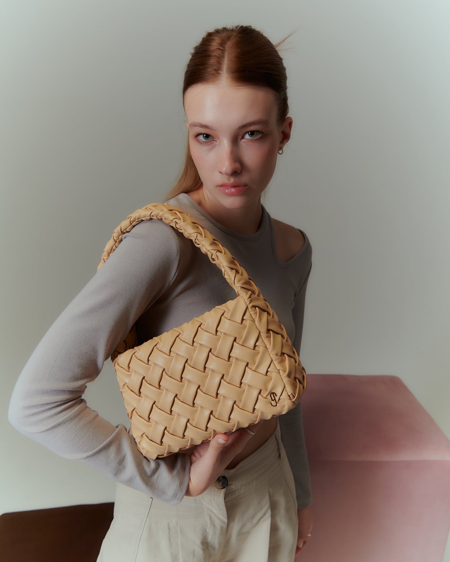 DEFECT - PARIS SHOULDER BAG