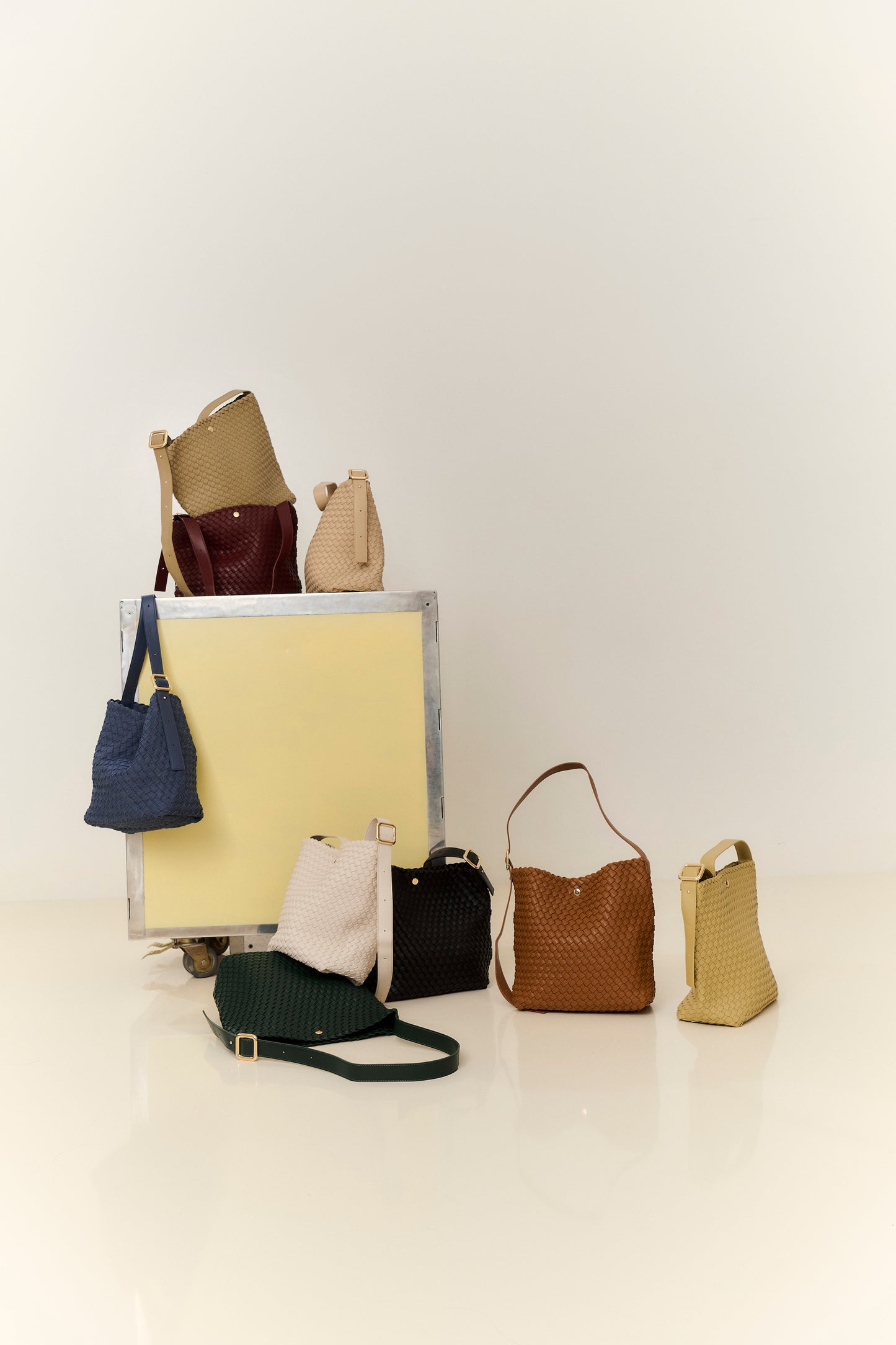 BROOKLYN BUCKLE TOTE - CAMEL