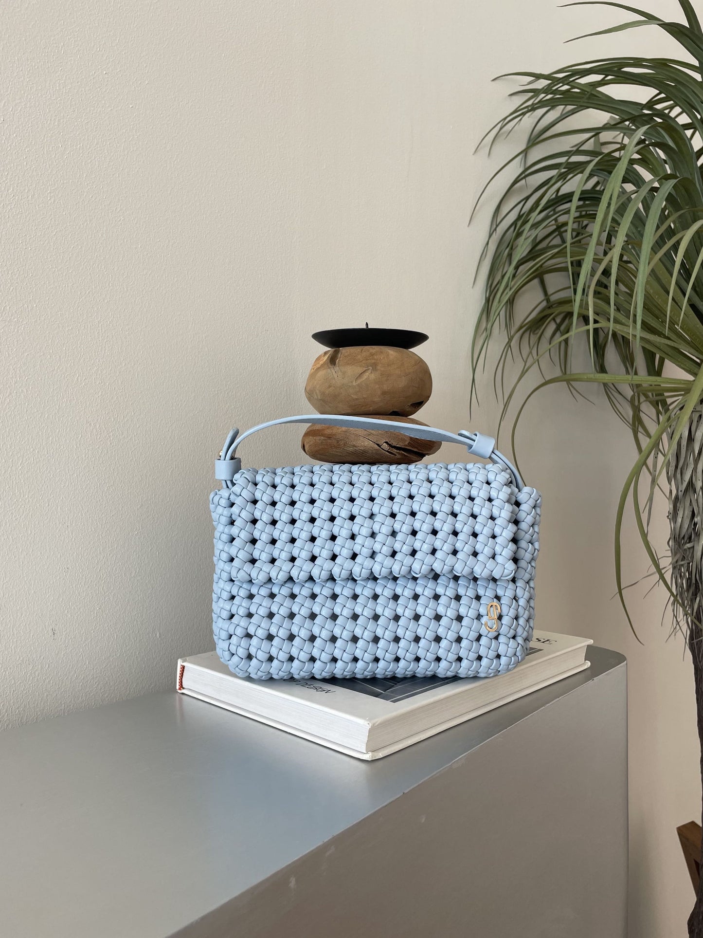 RUBY CROSSBODY BAG - LIGHT BLUE