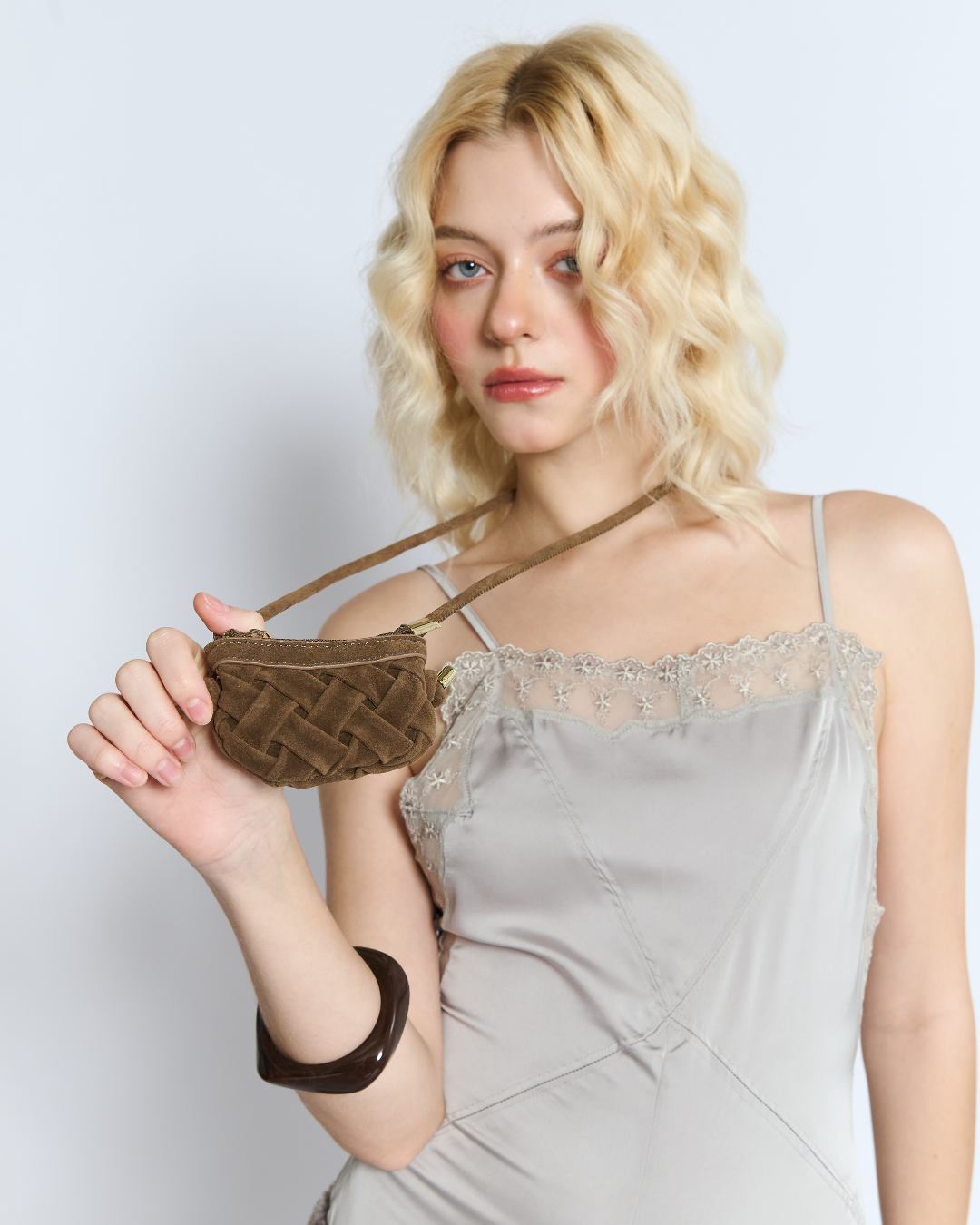 PLEAT WALLET - WOOD