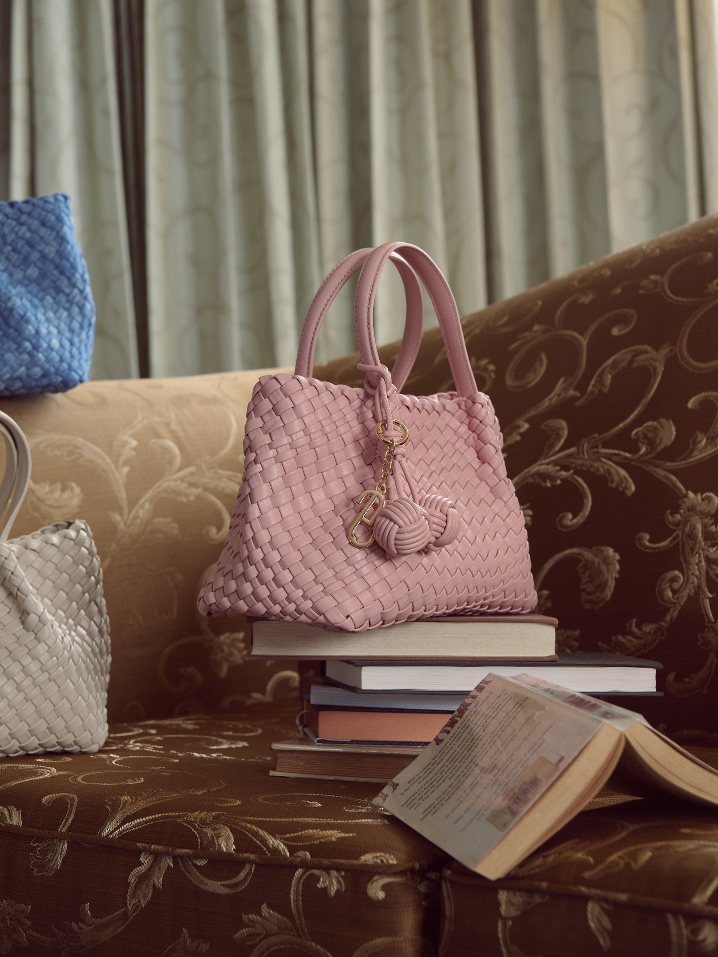 DANI HANDBAG - BABY PINK