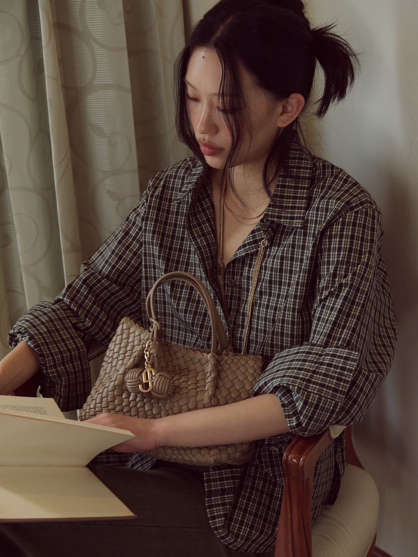 DANI HANDBAG - TAUPE
